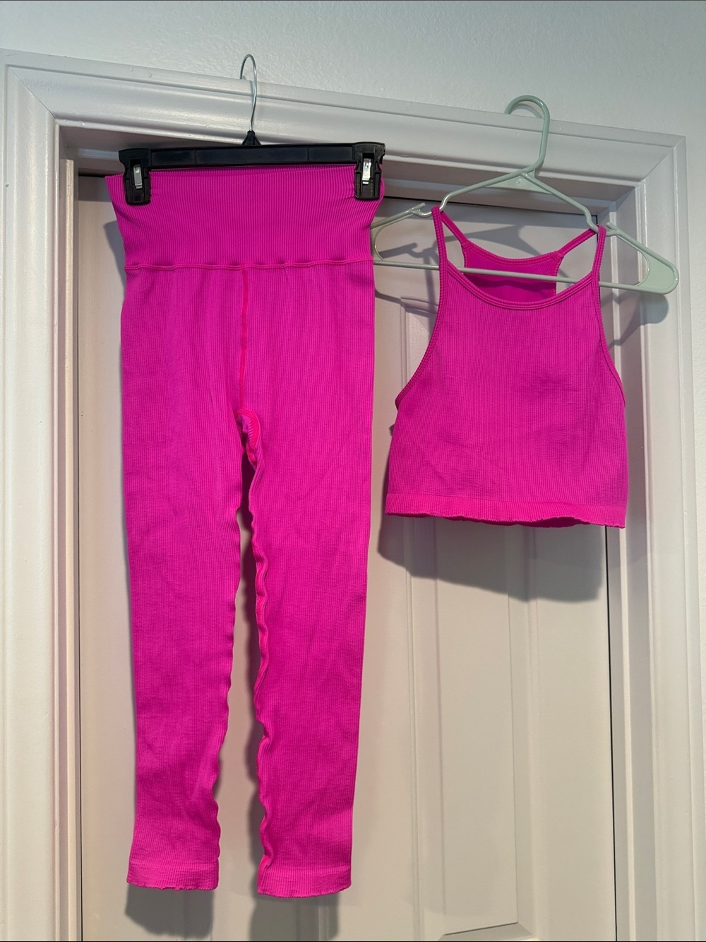 Gap Fit Hot Pink Ribbed Tank and Leggings Set